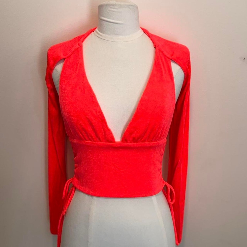 Neon Pink Plunge Halter Crop Top 💖🔥